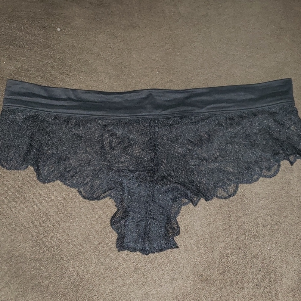 VS PINK LACE PANTY NWOT